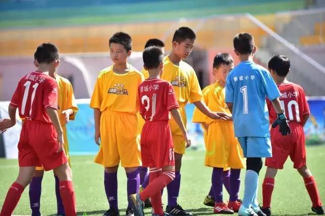 恩佐赢球后社交媒体发文：London is always blue